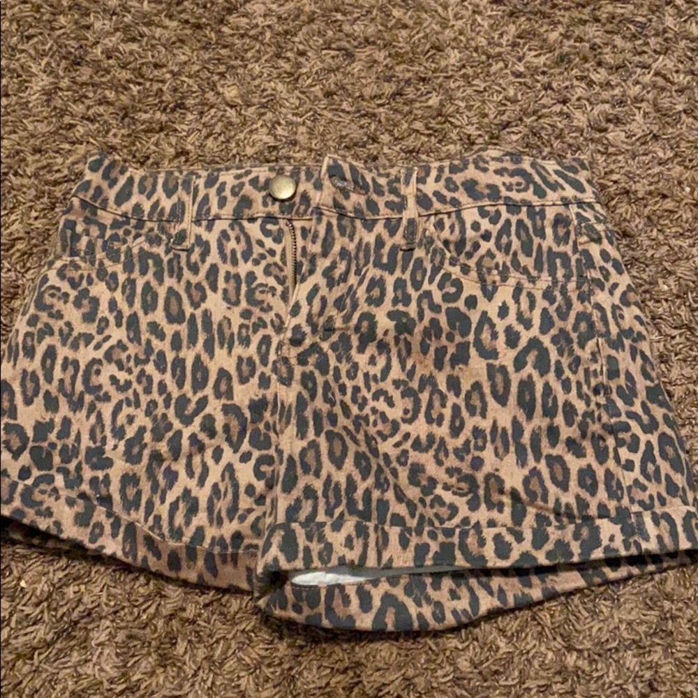 Forever 21 leopard jean shorts never worn